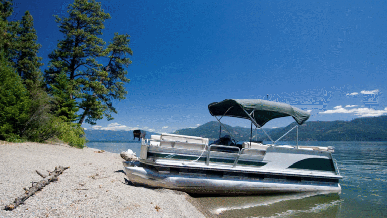 Why Pontoon Boat Rentals Are Perfect for Large Gatherings