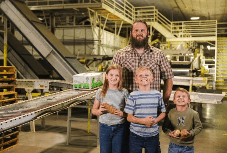 How Does Generational Farming Support the Potato Farming Industry